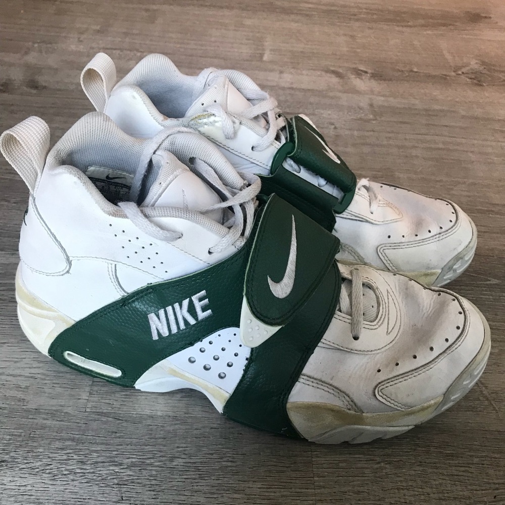 Nike Air Veer Mens Size 9.5 599442-102.